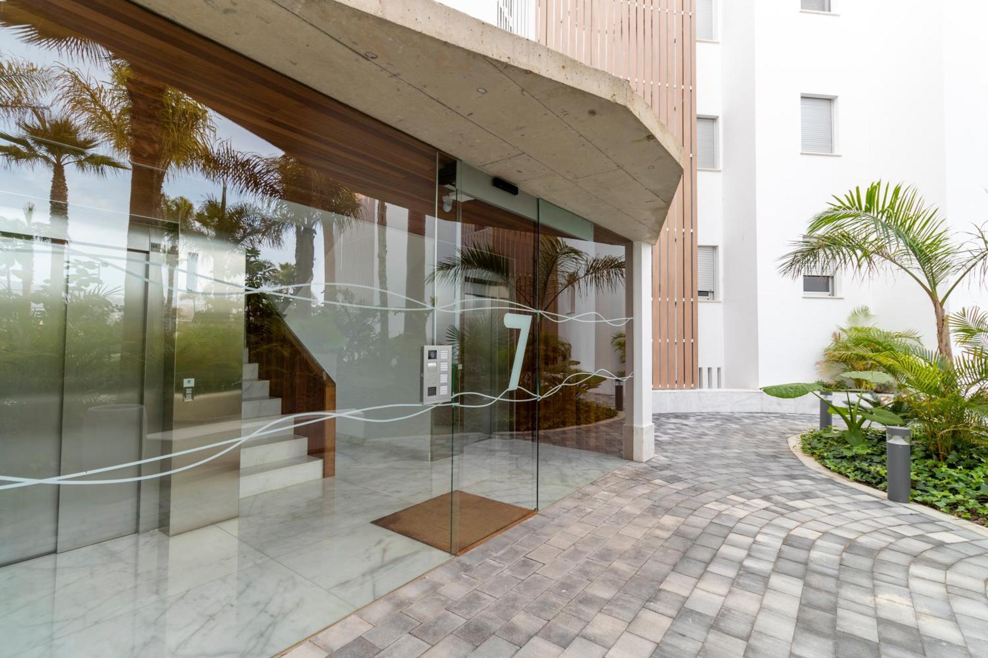 Rentitspain Apartamento Serena Terraza Con Vista A Golf Motril Esterno foto